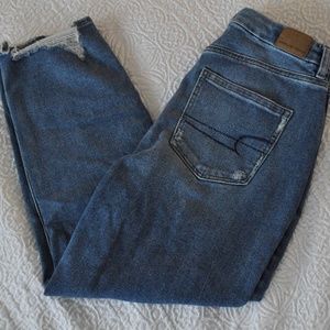 American Eagle Stretchy Curvy Mom Jeans